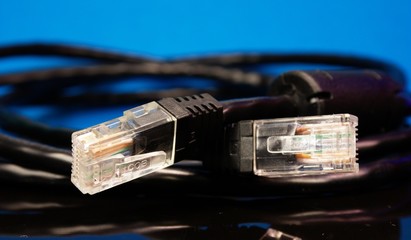 network_crossed_cable