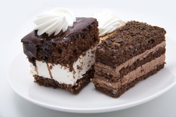 dwa ciastka czekoladowe