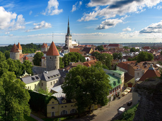 Fototapeta premium tallinn old city panorama