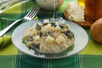 Risotto al gorgonzola e pere - Primi piatti della lombardia