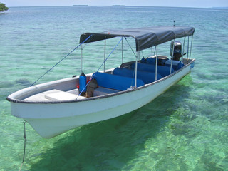caribbean water taxi boat