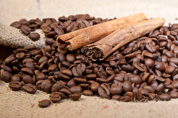 Cinnamon sticks and roasted coffee beans