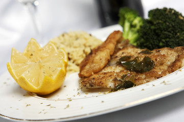 citrus fish and rice to eat2
