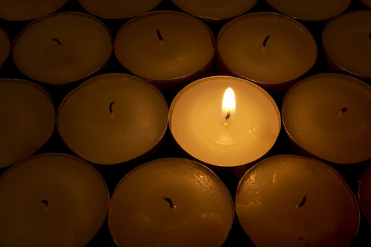 candle lighting 2