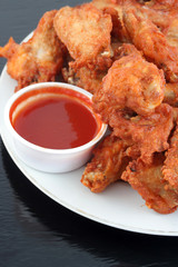 chicken wings and dip