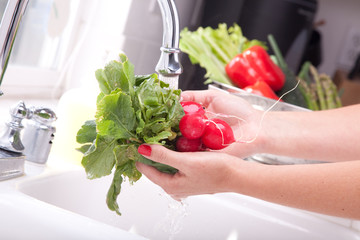 Washing Radishes in the Sink © Andy Dean