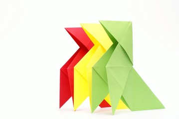 origami - cocottes en papier couleurs