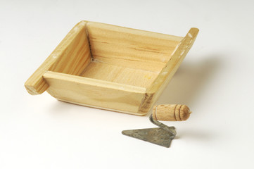 Vasca per la malta con cazzuola - Giocattoli