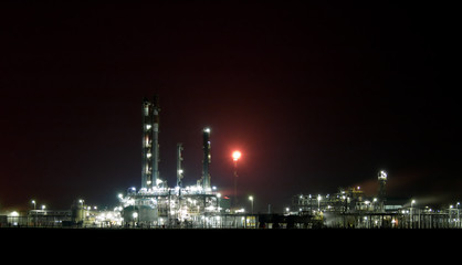Fototapeta na wymiar refinery night