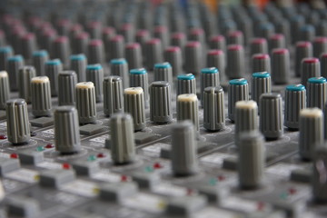 Mixer Knobs close