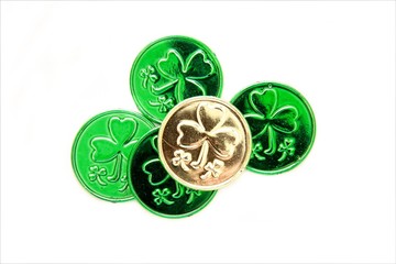 Fototapeta premium lucky shamrock coins