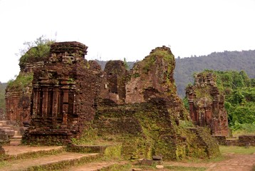 Naklejka premium Ruin at My son in Vietnam