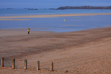Le photographe jaune de Saint Malo