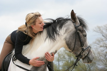 Tia und Tanja E 3