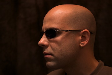 Mann mit Sonnenbrille