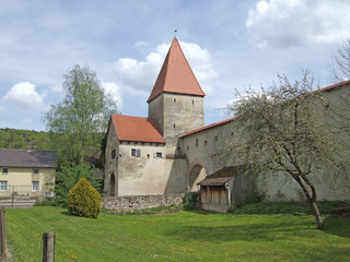 Stadtmauer in Dollnstein