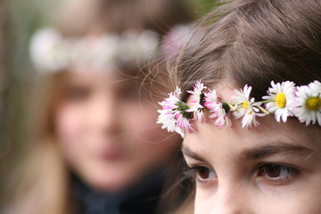 mädchen mit blumenkranz © mr.nico