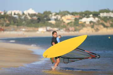 windsurf
