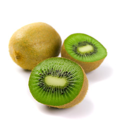Fototapeta premium trochę kiwi na białym tle
