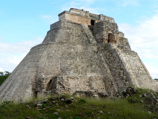 Fototapeta na wymiar Maya Temple 22