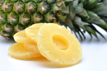 ananas a fette