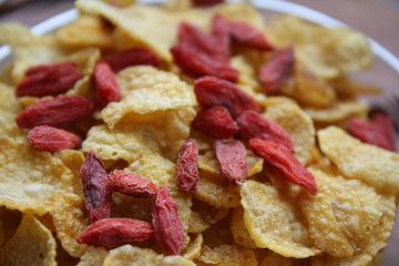 Corn flakes with goji berry