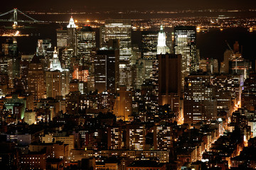 Fototapeta na wymiar nocy w Nowym Jorku, na Manhattanie