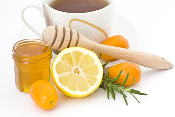 tea with honey and lemon