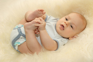 Baby in Lammfell