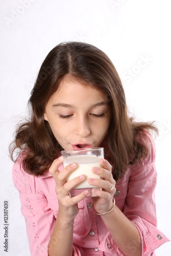 dangers-of-milk-on-young-girls-petite-zinta-xxx