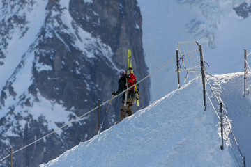 Descente pour la vallée blanche