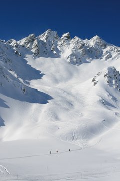 skiing in Val d'Isere