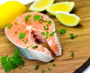 Lachs - Roh mit Gewürzen