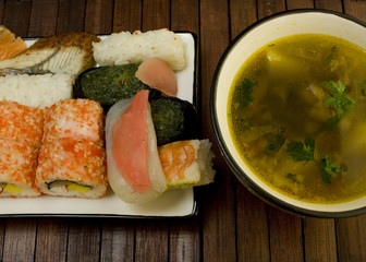 Sushi & soup