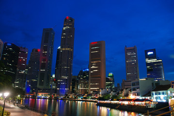 sigapore city in the evening