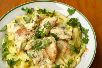 Fettuccine with chicken