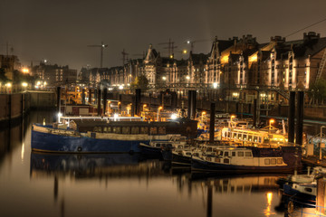 Fototapeta premium Speicherstadt - Boote