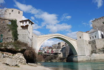 Fototapeta na wymiar Stary Most w Mostarze