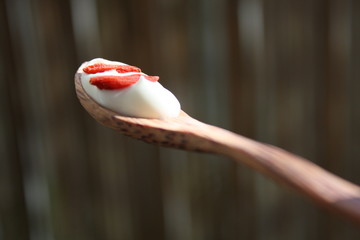 Fromage frais with goji berry