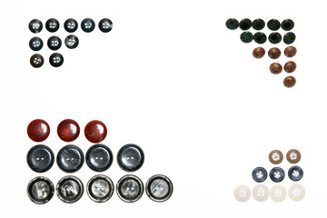 Varicoloured buttons