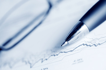 Stock exchange graphs analysis.