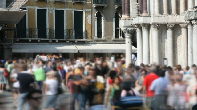 People walking in Venice - time lapse