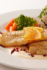 Rotbarschfilet gebraten mit Reis