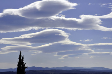Nuages Lenticulaires - obrazy, fototapety, plakaty
