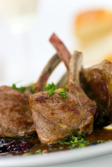 Lamm Medaillons - Filet- mit Gemüse