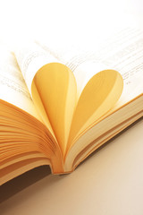 Herz im Buch