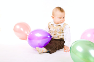 Fototapeta na wymiar boy with balloons