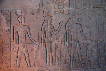 Isis et Sobek, temple de kom ombo