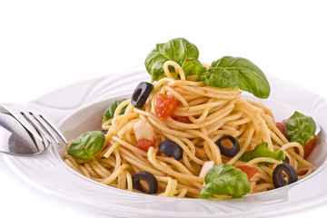 Olives and Tomato Spaghetti