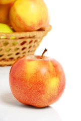 Ripe apples in a wum bowl
